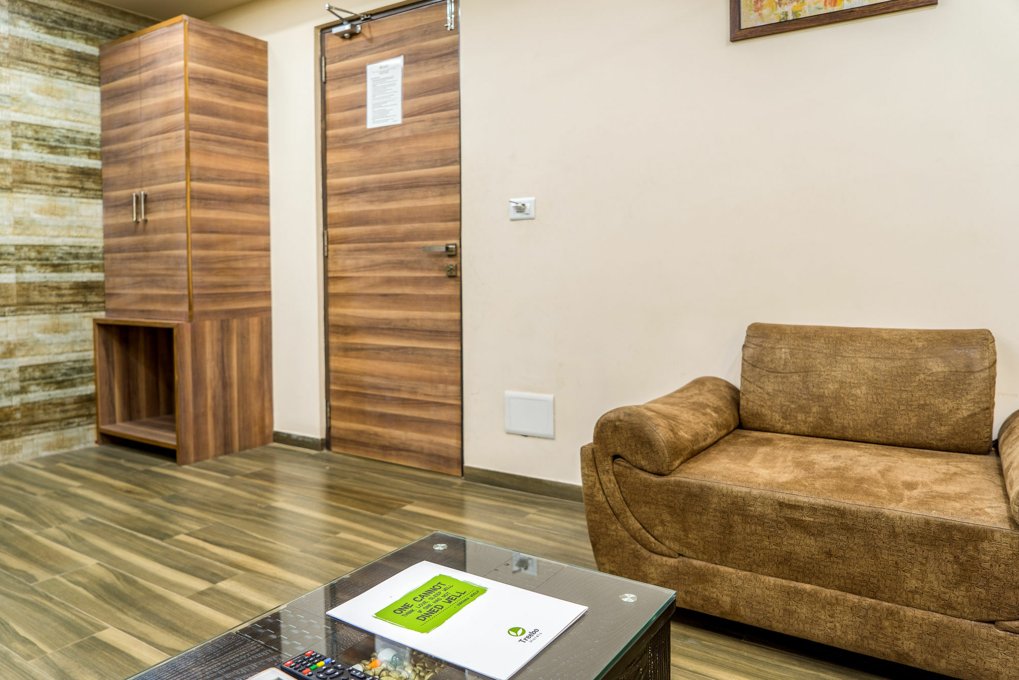 Treebo Unity Otel Amhedabad Dış mekan fotoğraf